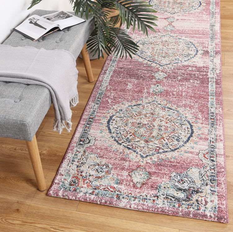 Hollow Medalion Transitional Blush Rug