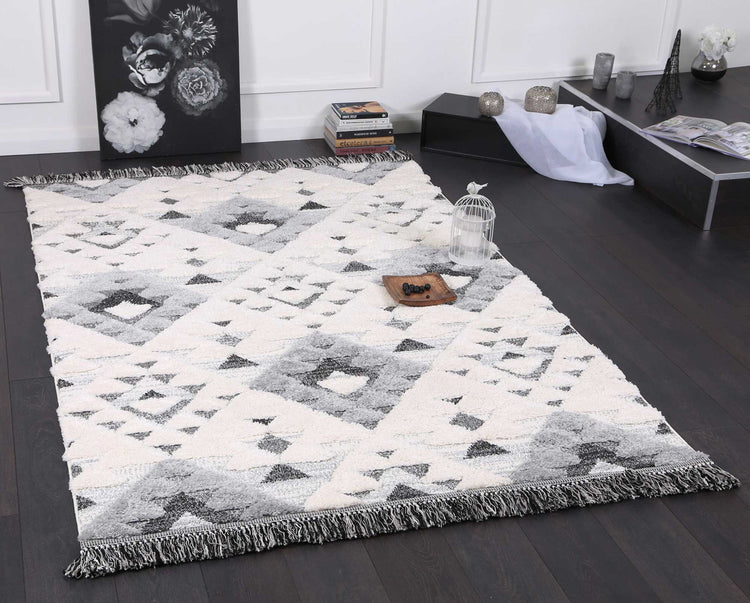Mono Tribal Diamond Cream Grey