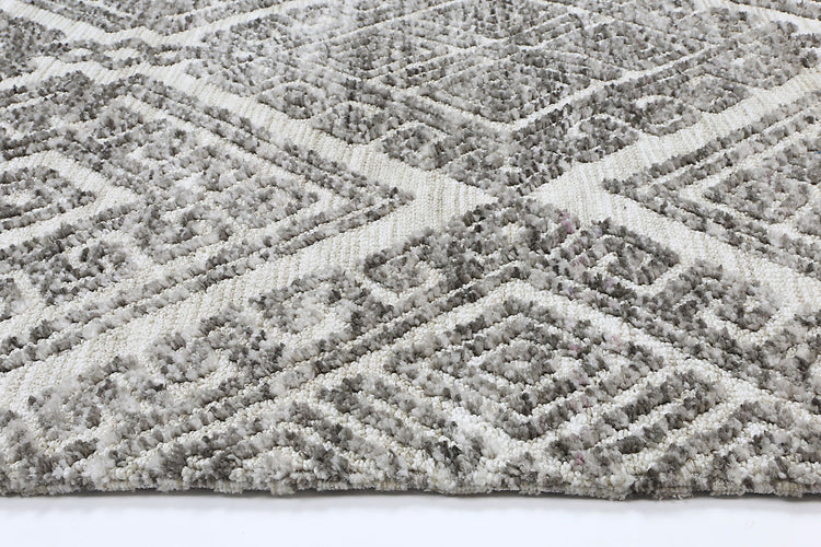 Alayah Diamond Grey Rug