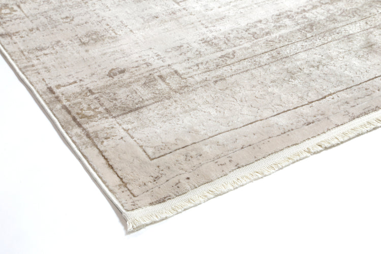 Cordelia Traditional Beige Rug