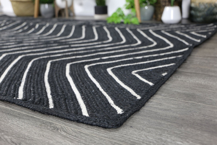 Artisan Black Natural Chevron Rug