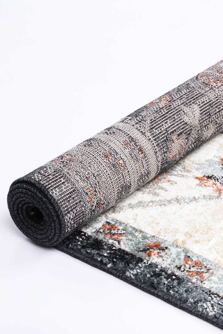 Anatolia Traditional Cream Black Rug