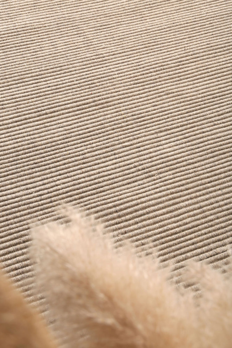Leilani Modern Wool Ash Rug