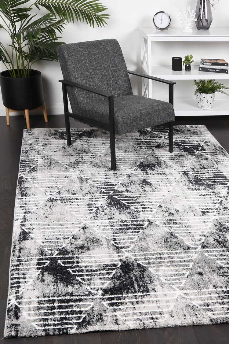 Windjana Transitional Geometric Grey Rug