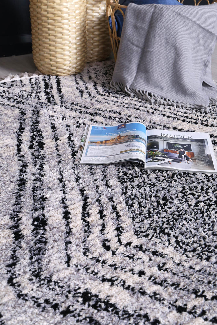 Myk Black White Geometric Rug