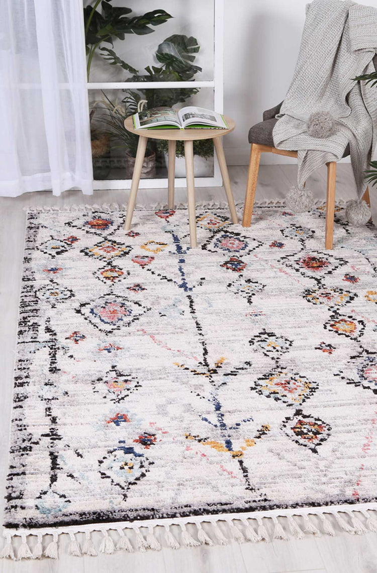 Boho Moroccan Taza White Rug