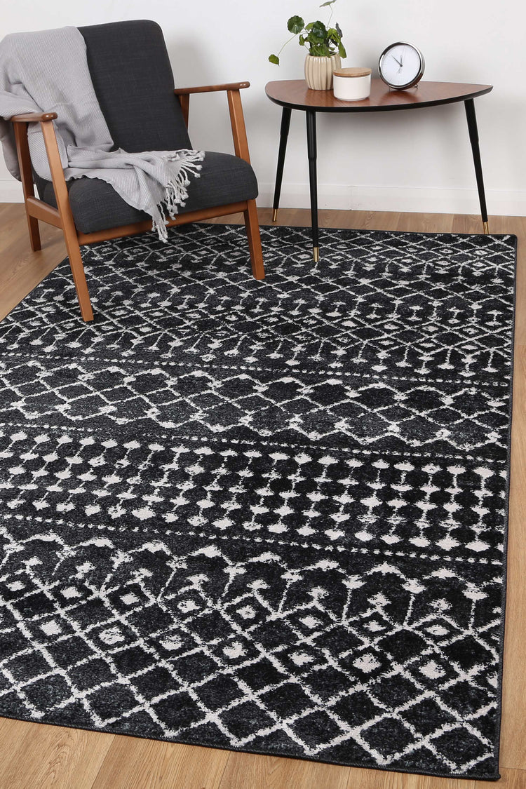 Bergen Repeats Black and White Rug