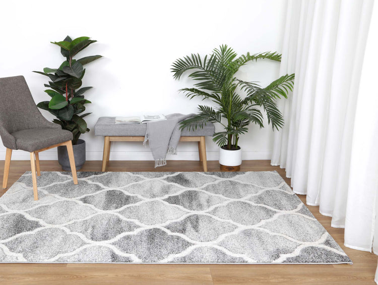 Chelsea Lattice Grey Plush Rug