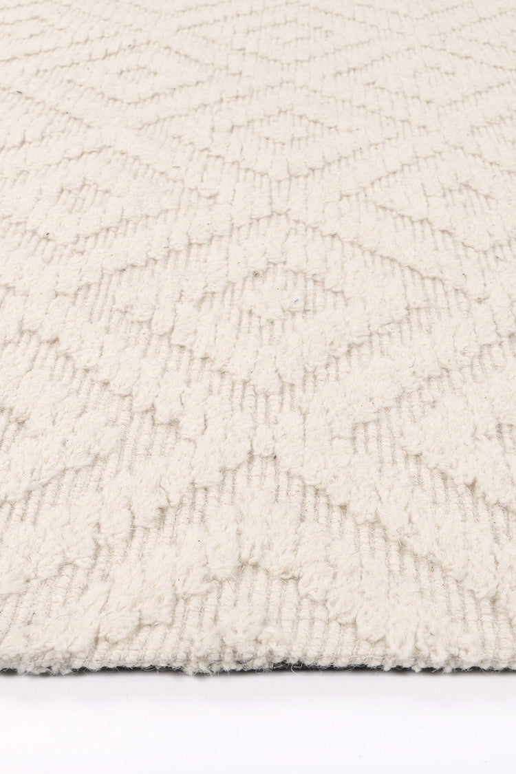 Goa Diamond Wool Blend Cream Rug