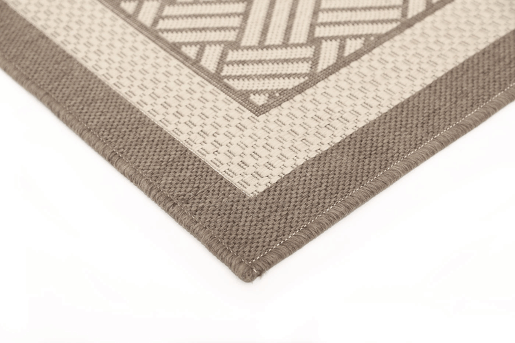 Sisalo Beige Geometric Ikat Bordered Rug