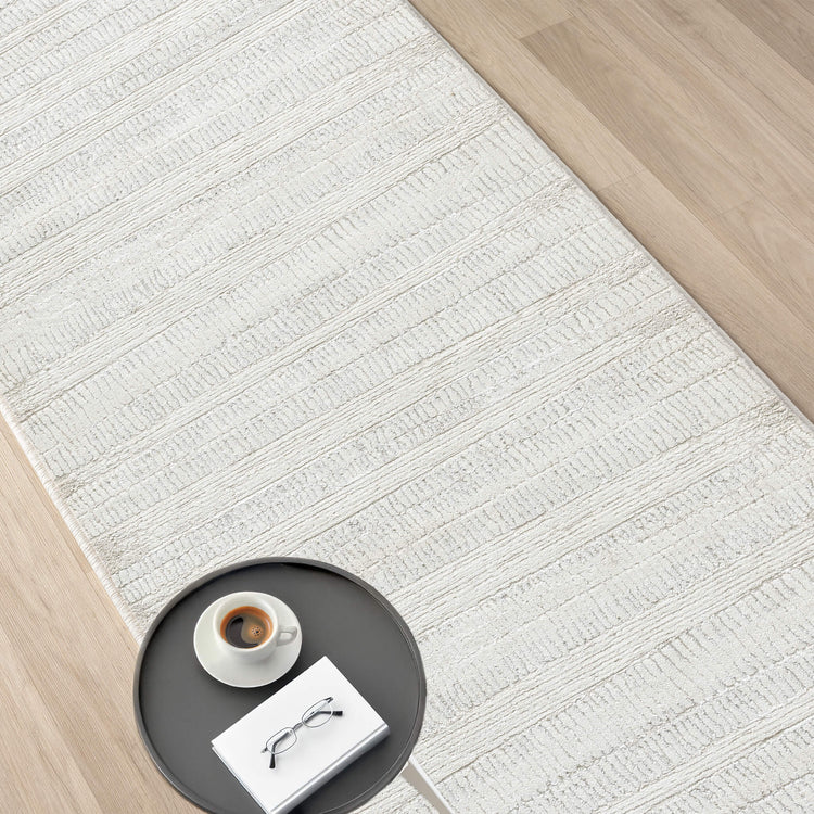 Weston 737 Linen Runner