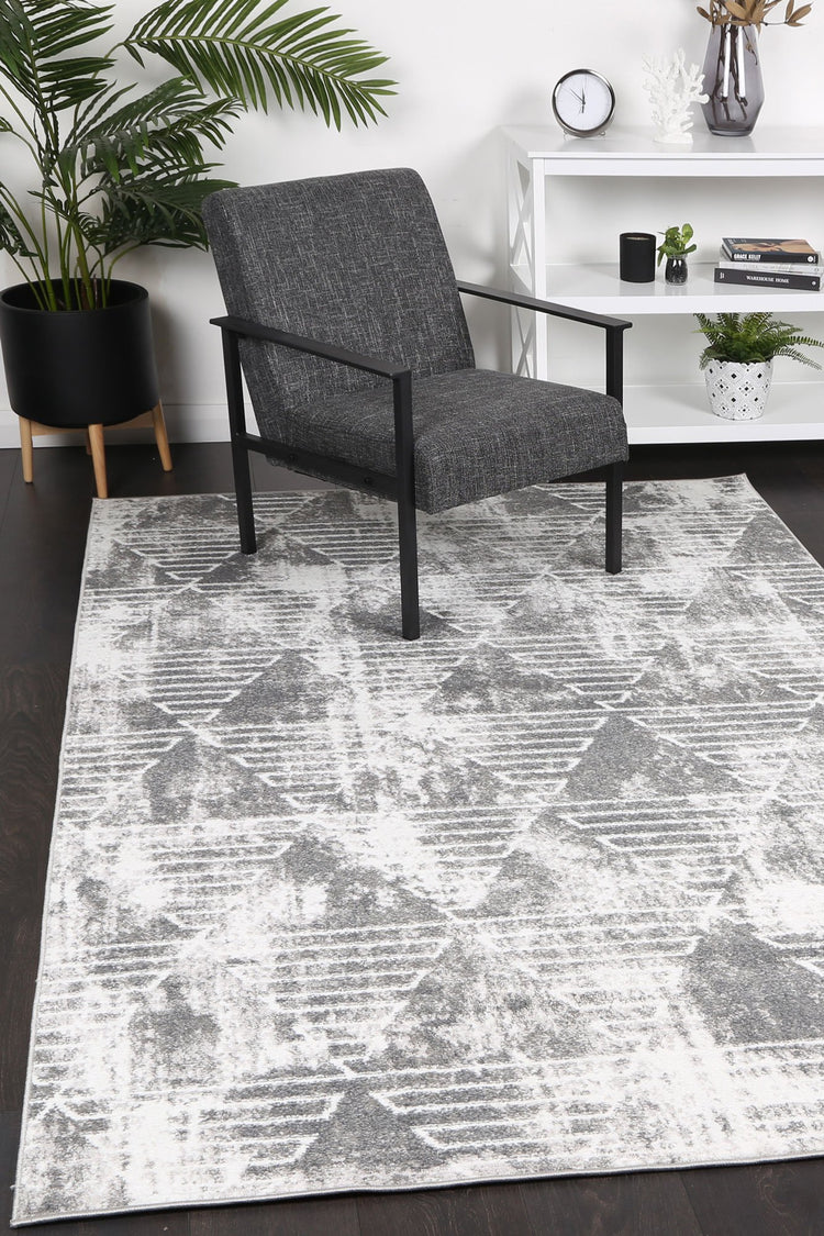 Windjana Transitional Geometric Silver Rug