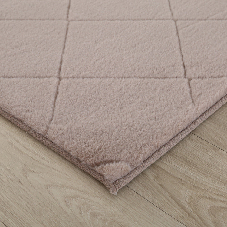 Plush Faux Fur Beige Diamond Rug